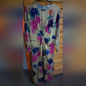 Never worn H&M midi dress knotted Large